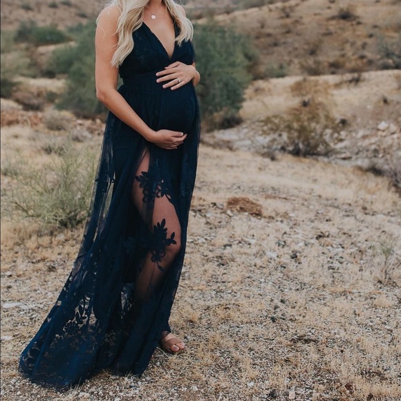 Elegant navy dress with floral lace overlay and plunging neckline - Picture 3 of 3